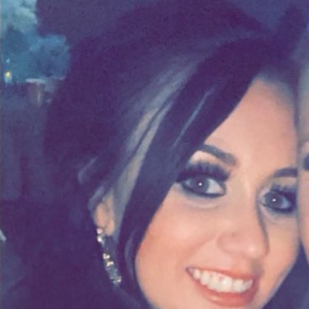 Meet your Posher, Nancy